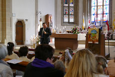 Feier der 1. Heiligen Kommunion in Sankt Crescentius (Foto: Karl-Franz Thiede)